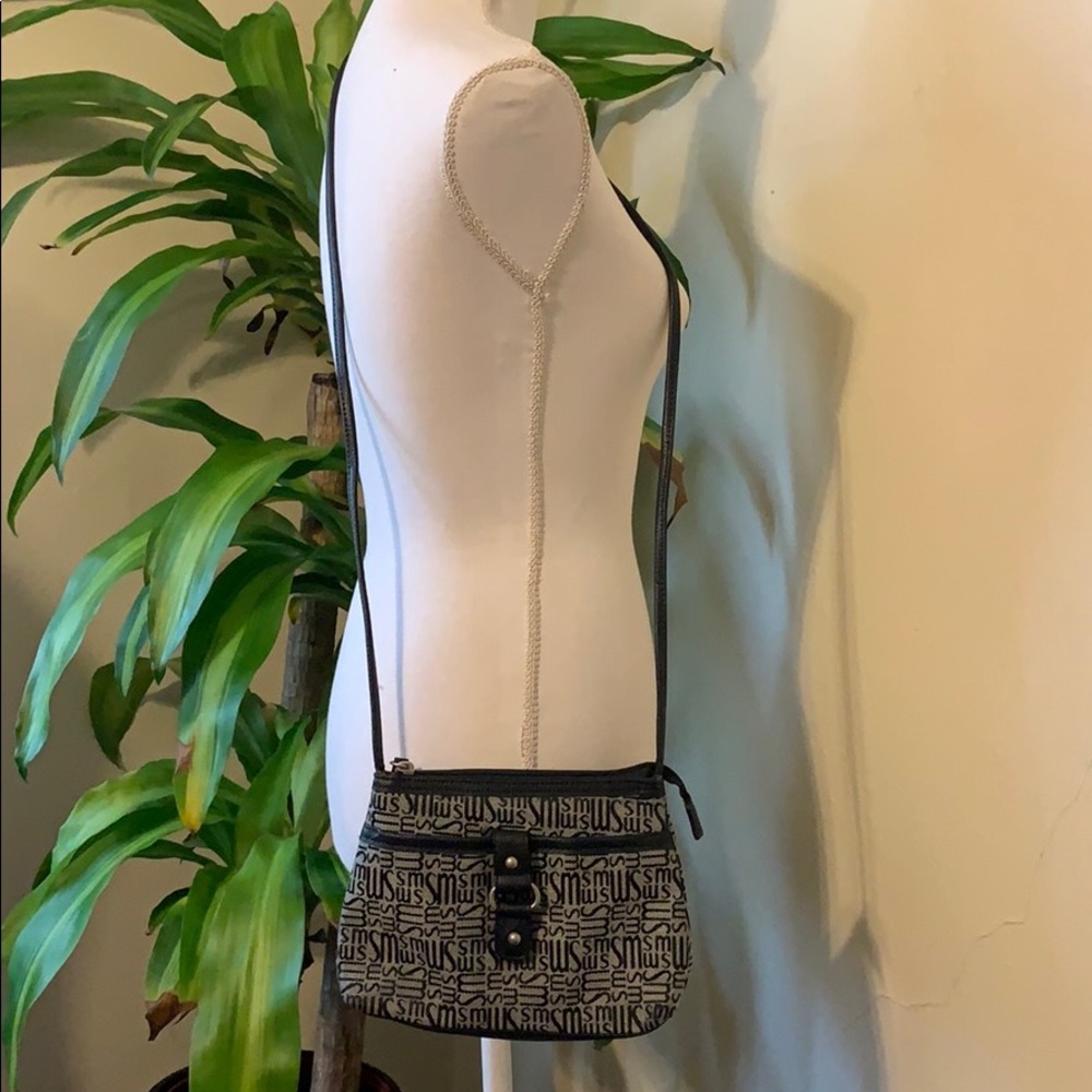 Crossbody bag